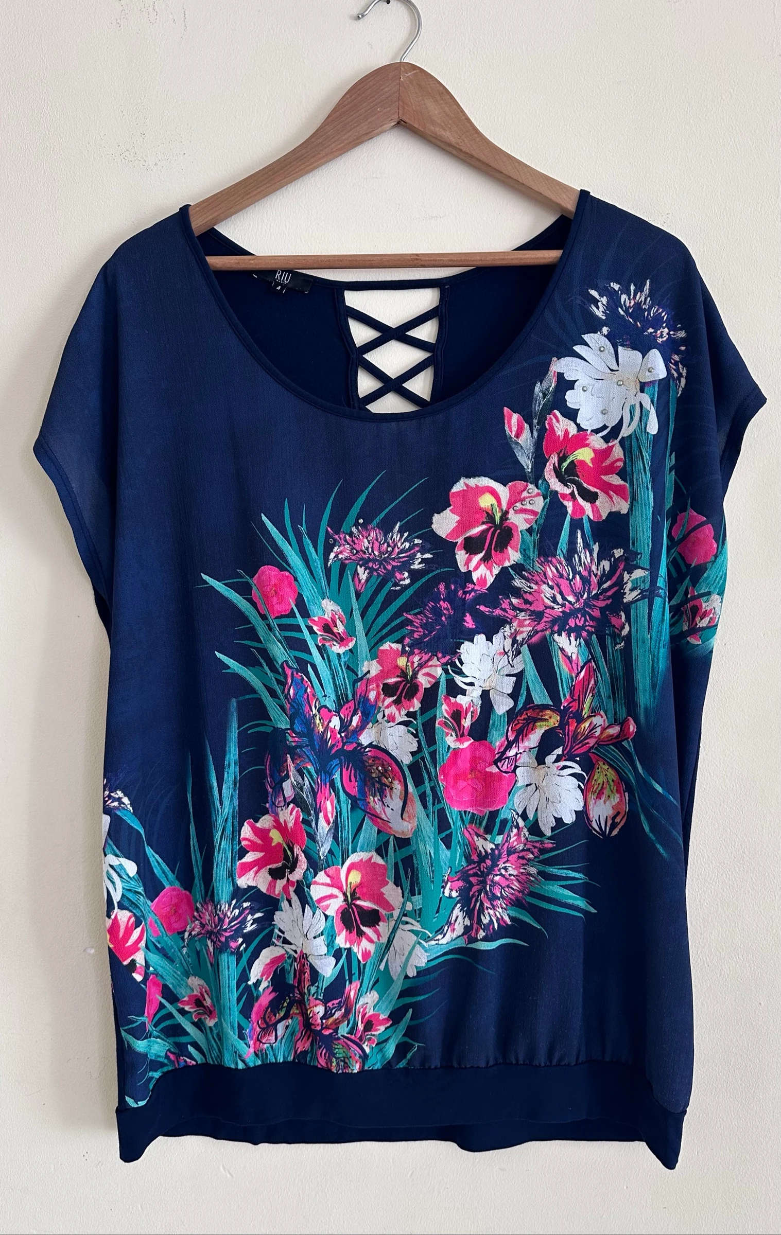 T-shirt / Blusa fluida con estampado floral - Jacqueline Riu (Nuevo) – photo 2